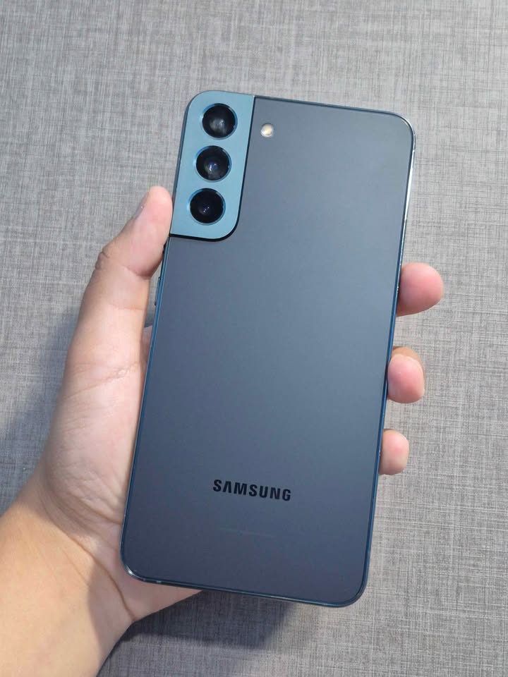 S22 Plus Libre esim para cualquier empresa 256gb de almacenamiento 8gb de ram, Snapdragon.