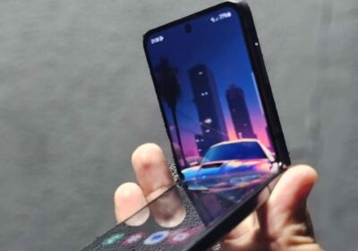 Vendo Samsung Z flip 5 libre 256gb 8ram minimo detalle manchita , NO PERMUTO