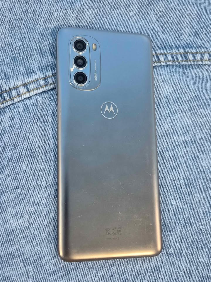 Motorola G51 5g Libre de fabrica para cualquier empresa 128gb de almacenamiento 4gb de ram, nfc sí