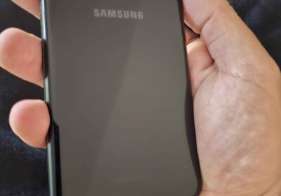 Vendo Samsung S9 plus libre 64gb 6ram huella facial nfc , NO PERMUTO.