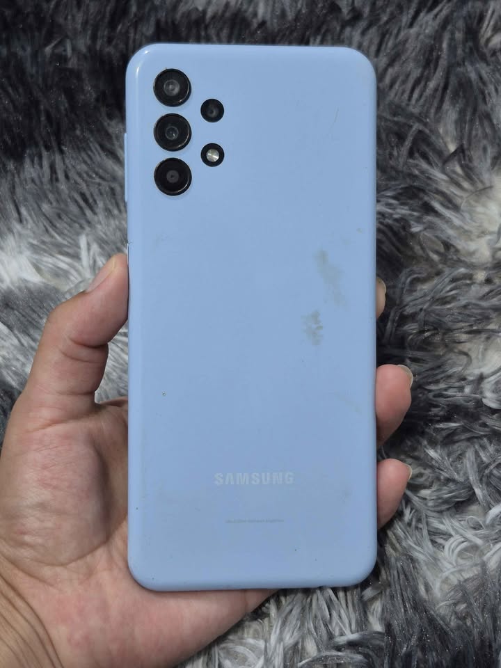 Samsung A13 Libre, 64gb 4gb de ram Precio 85.000$