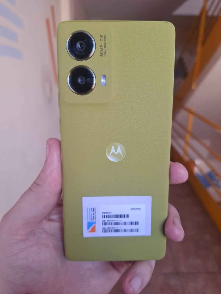 Motorola G85 A E-SIM de 256 GB y 8 de RAM. Con NFC. Excelente estado!!!