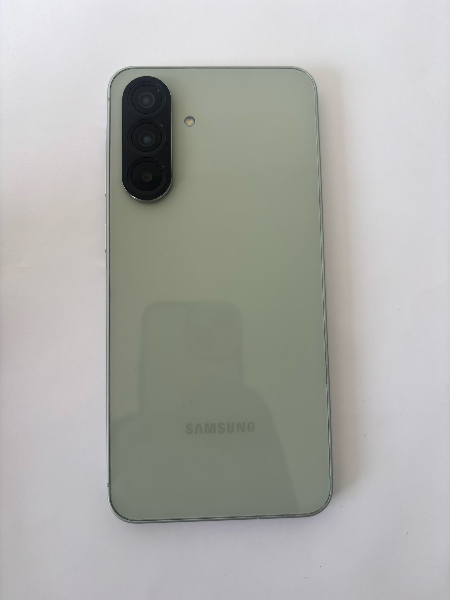 SAMSUNG A56