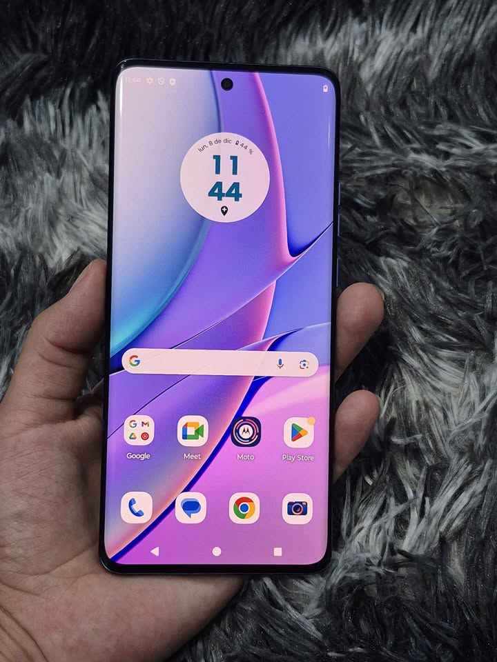 Motorola Edge 40 Libre Esim, 256gb 8gb De Ram Precio 250.000$
