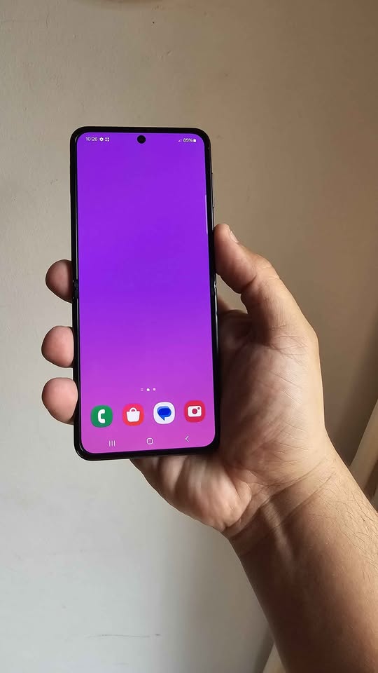 Vendo Samsung Z flip 4 libre 256gb 8ram , IMPECABLE , NO PERMUTO