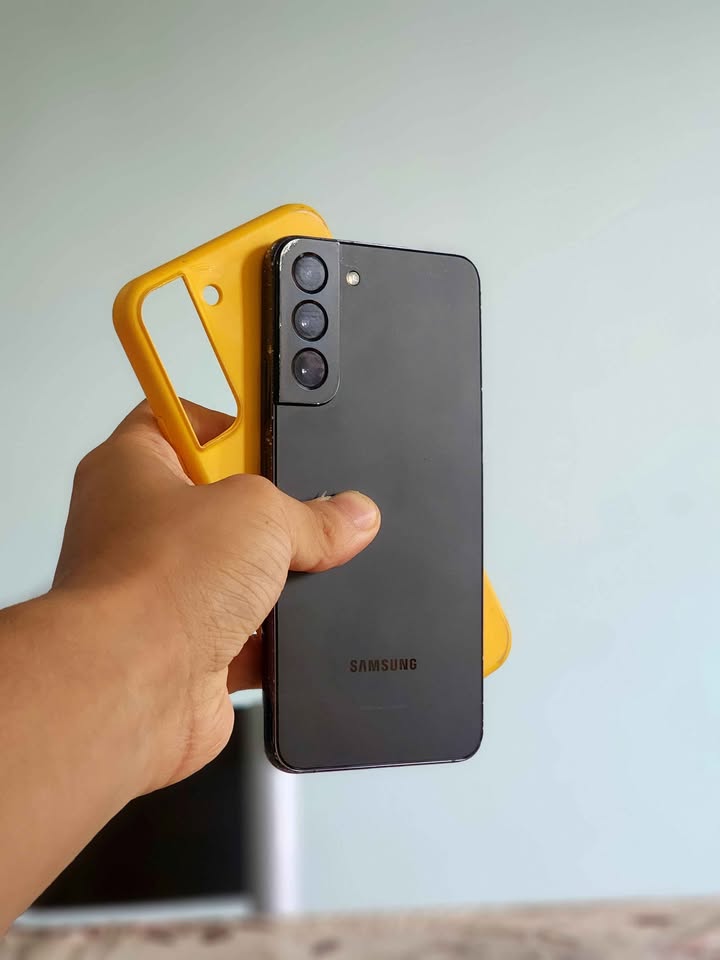 Samsung S22 Plus 256GB Libre de eSim impecable