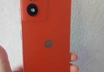 Motorola g04s libre, sin detalles. $100mil en efectivo