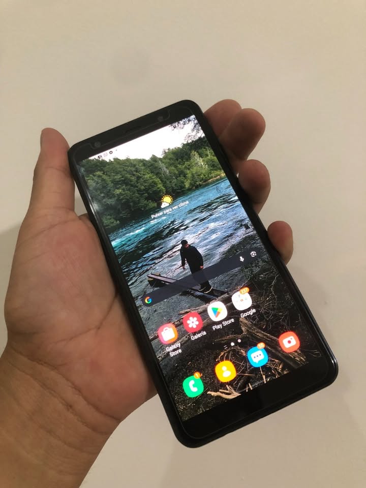 SAMSUNG A7 2018 64 GB