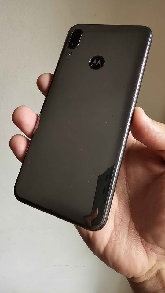 Vendo Motorola E6 plus libre 32gb huella , IMPECABLE , NO PERMUTO