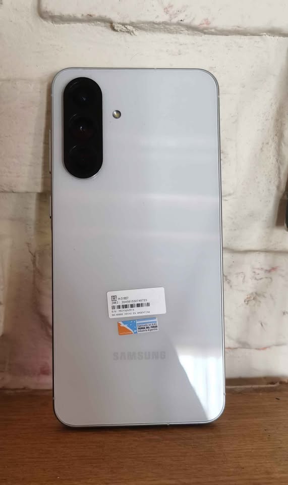 Samsung A56″ impecable libre 5G
