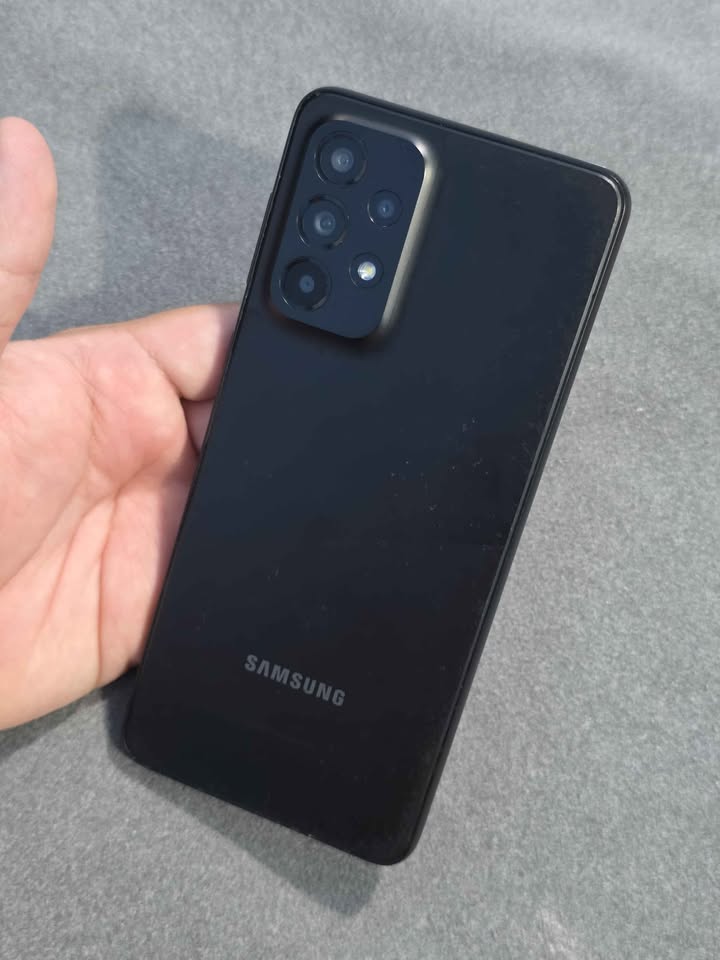 Samsung A33 5g Libre para cualquier empresa 128gb De Almacenamiento y 6gb De Ram