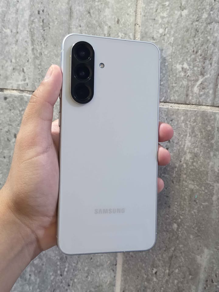 Samsung A56 5g Libre de fábrica para cualquier compañía 256gb de almacenamiento 8gb de ram