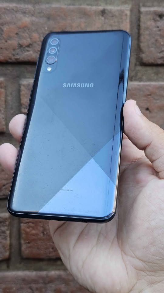 Vendo Samsung A30s libre 64gb 4ram huella , TODAS LAS REDES , NO PERMUTO.