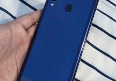 Samsung A20. Libre De Todo. 32gb de almacenamiento, 3gb de ram.