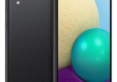 Celular Samsung A02, 64 gb de almacenamiento, en buen estado