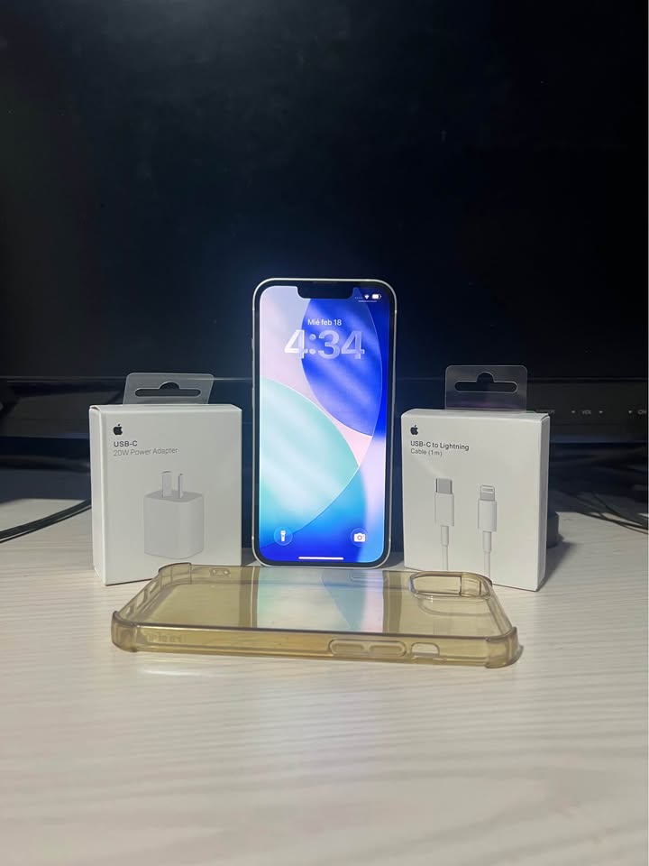 LÍQUIDO iPhone 13 Blanco 128GB 83%🔋