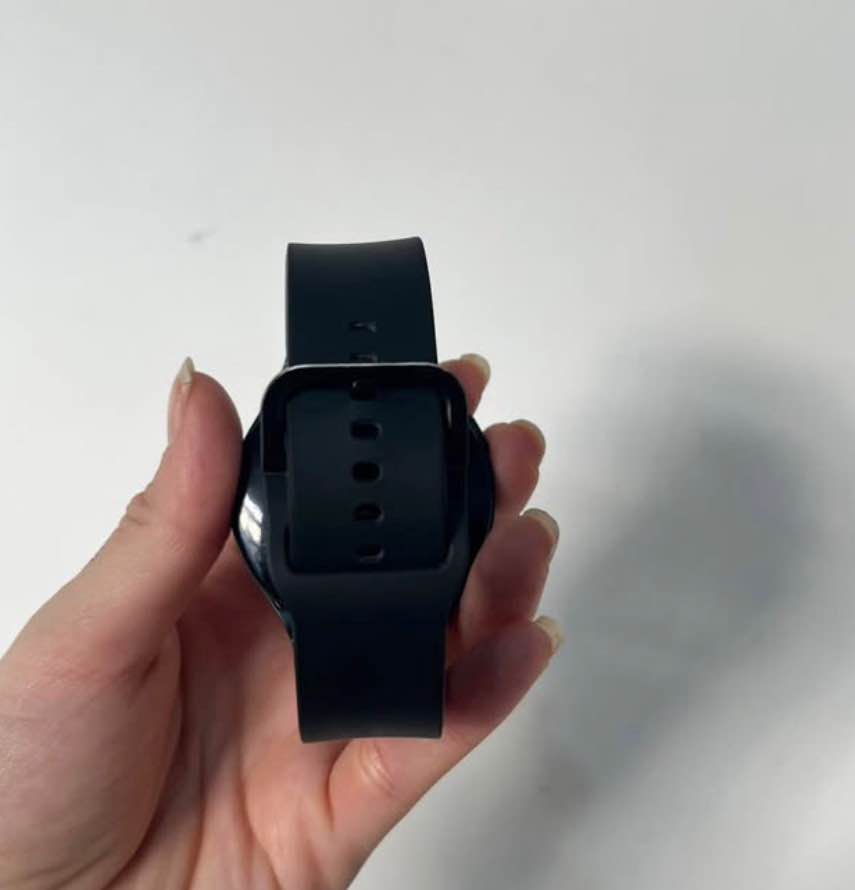 Galaxy watch 4 ORIGINAL (Sin cargador)