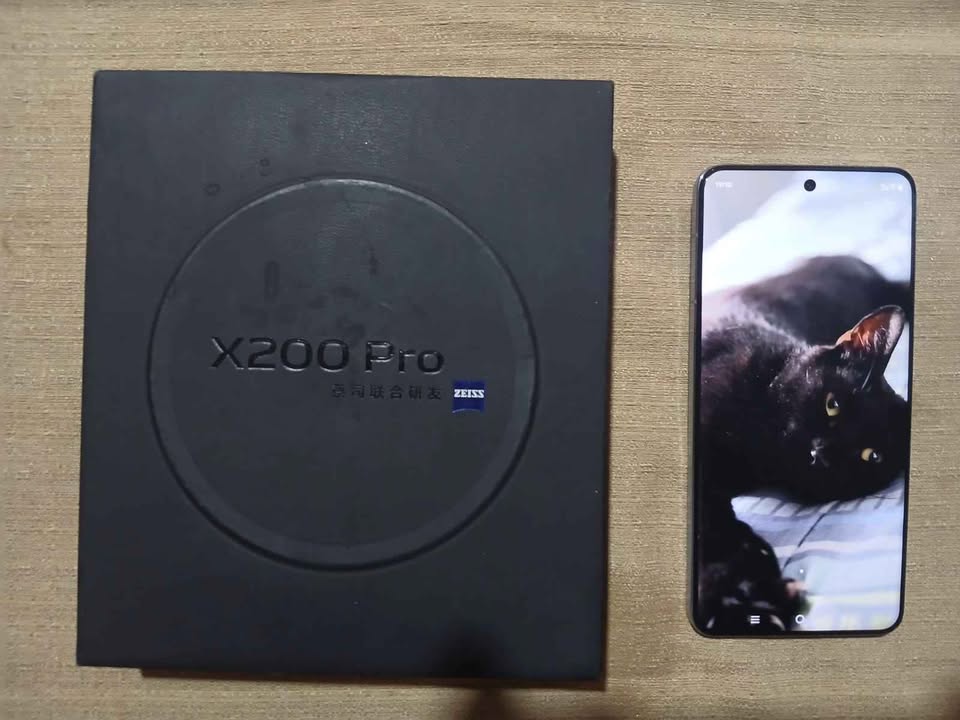 [VENTA] [PERMUTA] Vivo X200 Pro 16/512 CN libre de origen, completo en caja, impecable. Valor en USD