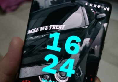 Vendo o permuto edge 40 pro libre de esim leer descripción