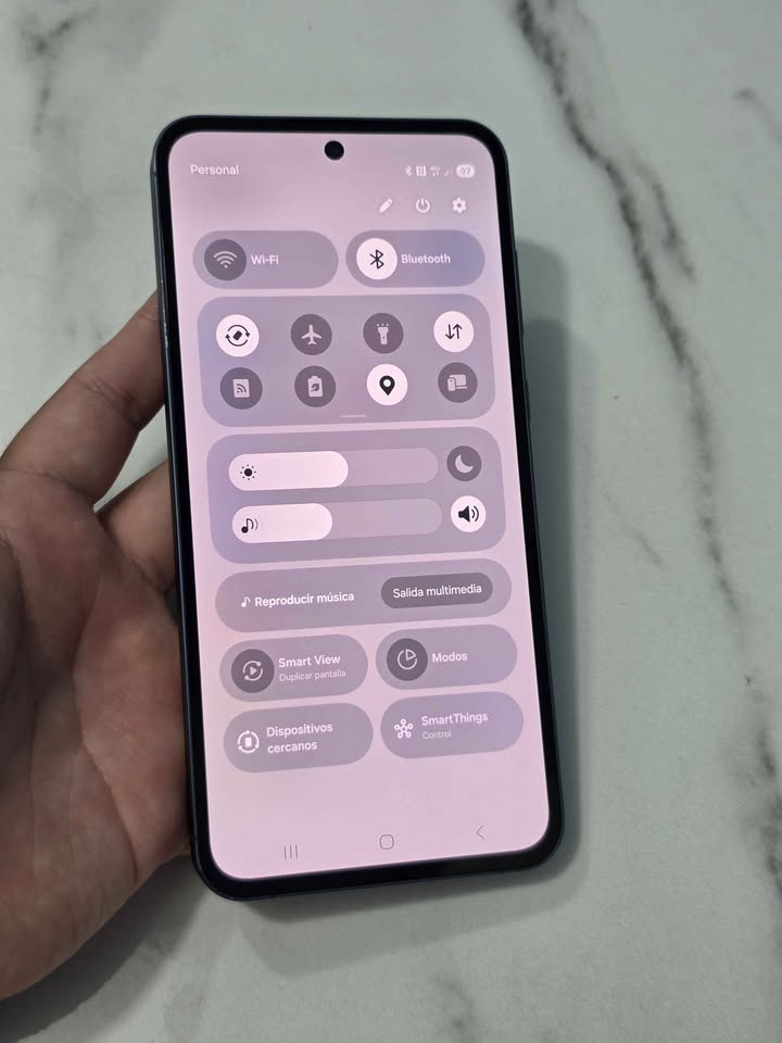 Samsung A55 5G Libre de fábrica para cualquier compañía 128gb de almacenamiento 8gb de ram