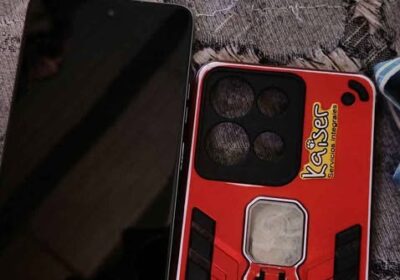 Moto g75 256 GB con cuenta Google vendo o permuto