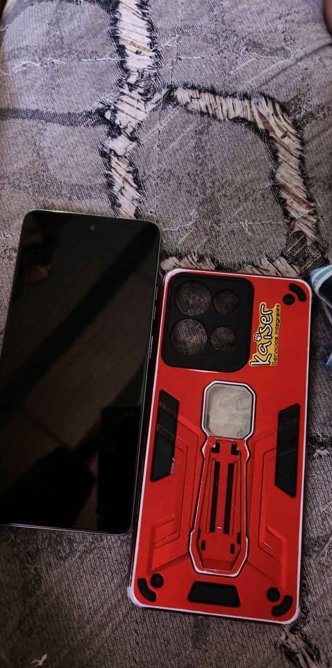 Moto g75 256 GB con cuenta Google vendo o permuto