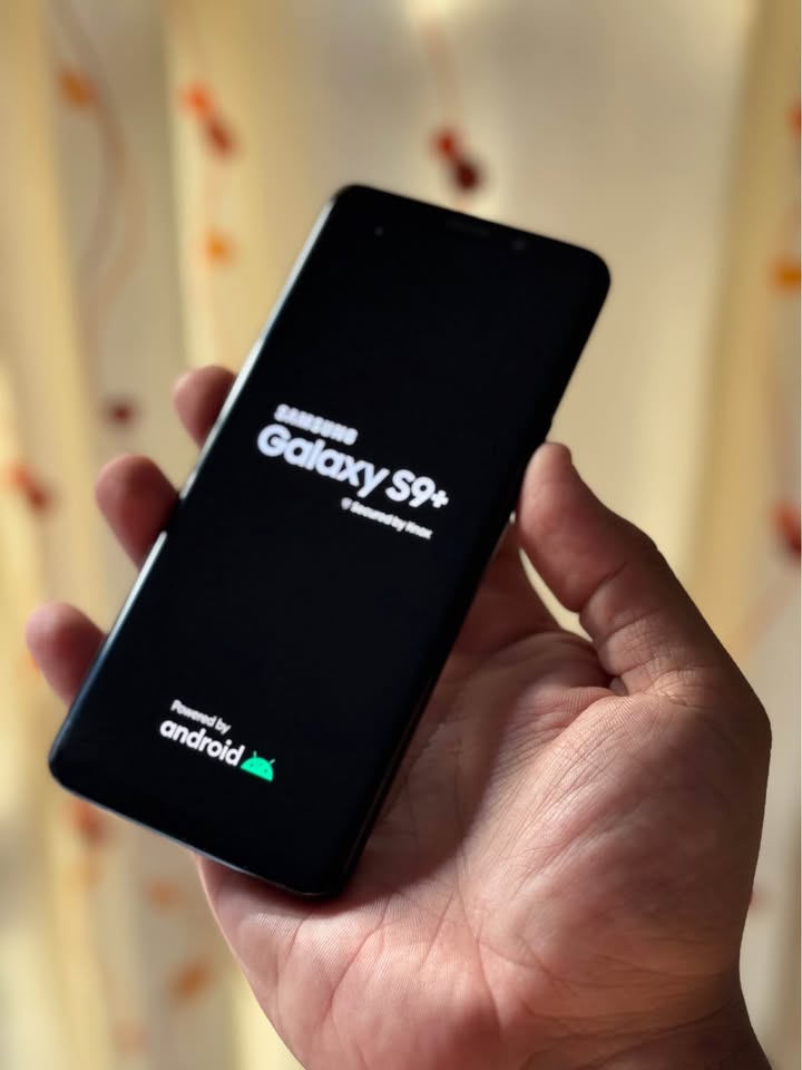 Vendo Samsung S9 plus libre 64gb 6ram huella facial iris nfc , NO PERMUTO