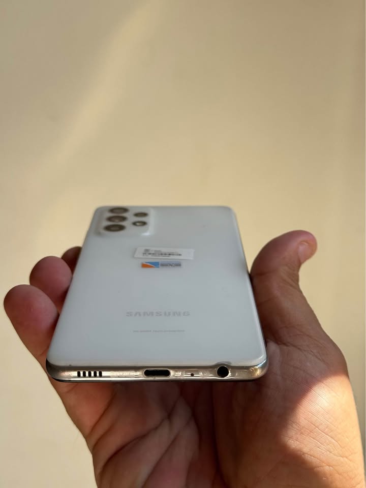Vendo Samsung A52 libre 128gb 6ram huella NFC , NO PERMUTO