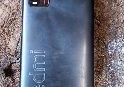 Xiaomi Redmi 9T libre con funda impecable