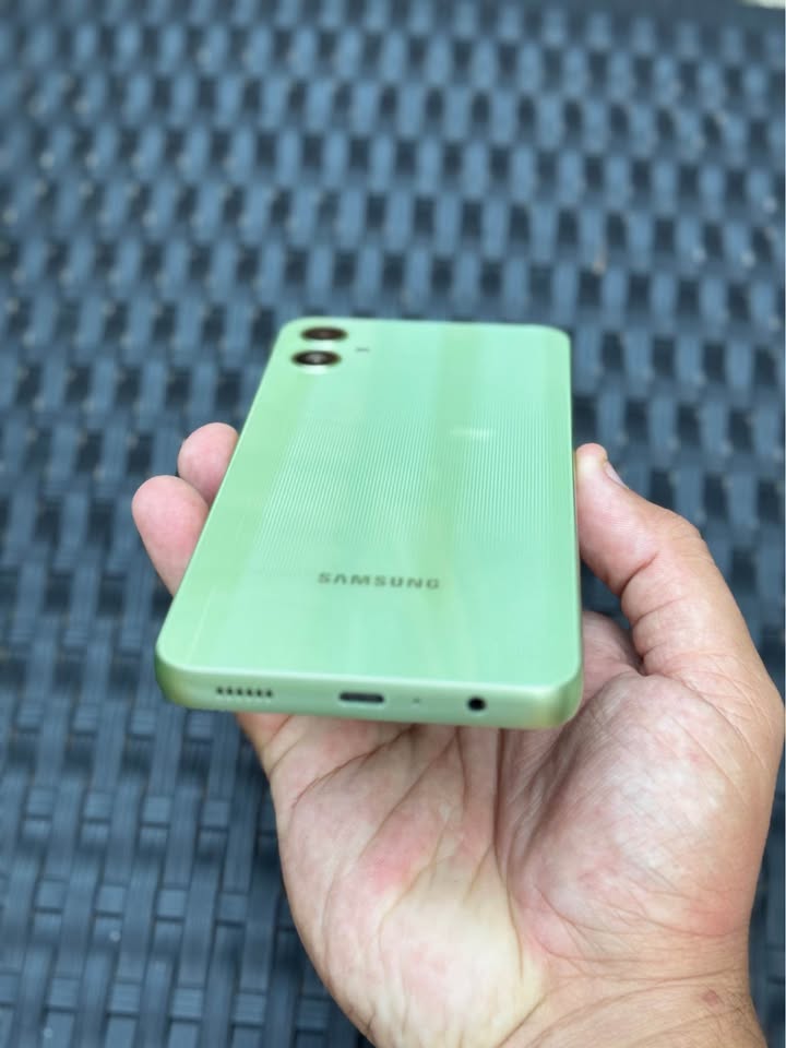 Vendo Samsung A05 libre 64gb 4ram IMPECABLE, NO PERMUTO