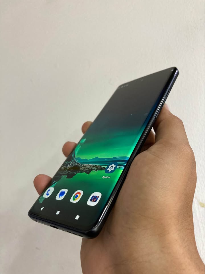 MOTO EDGE 40 NEO $450.000