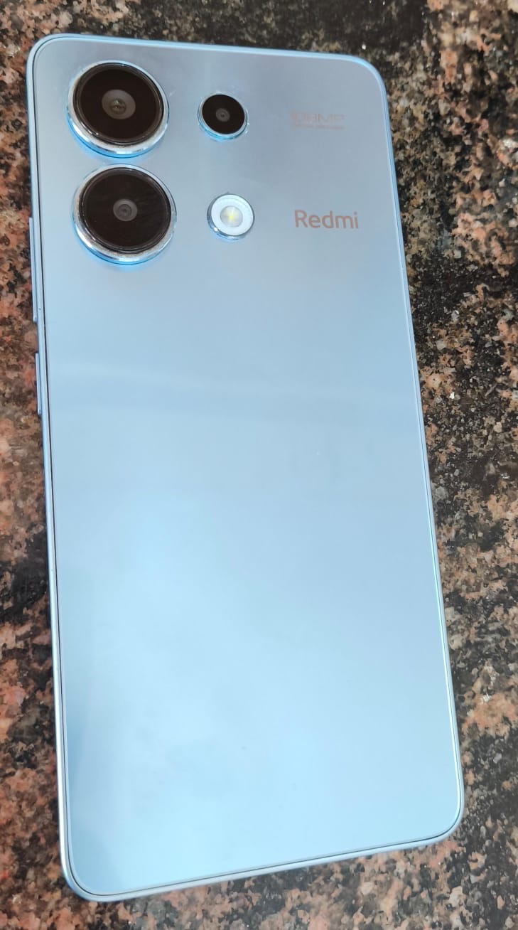 Vendo Redmi note 13 impecable con funda
