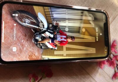 iPhone 11pro libre sin detalles $310.000 soy de lomas de Zamora batería al 85%