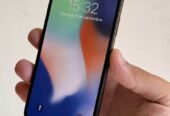 Vendo IPhone X libre 64gb 🔋77 original, NO PERMUTO