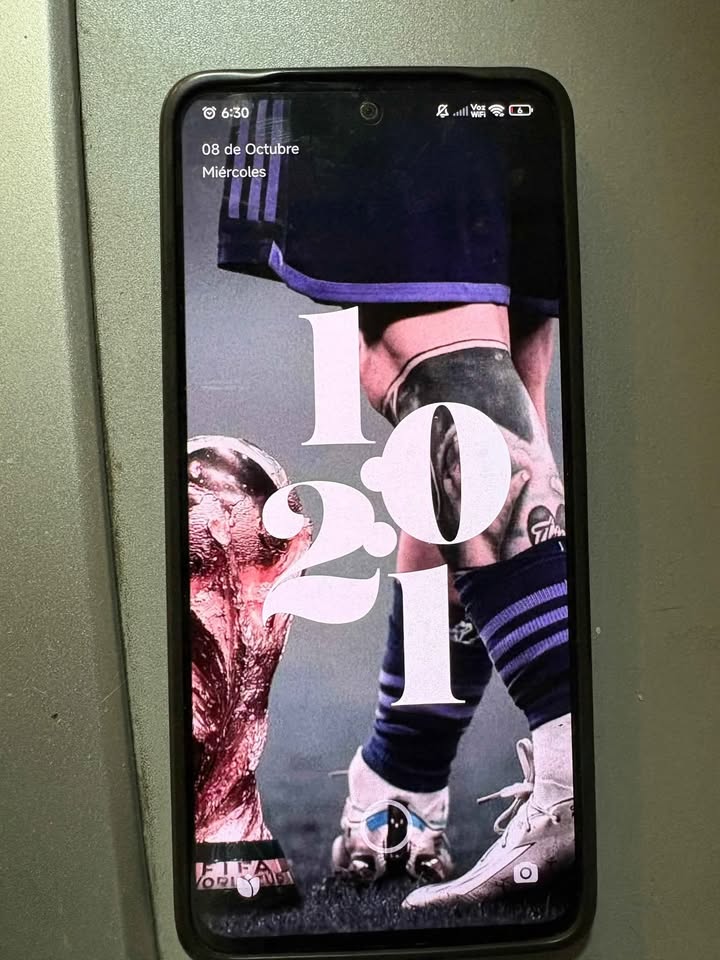 VENDO O PERMUTO XIAOMI REDMI NOTE 13