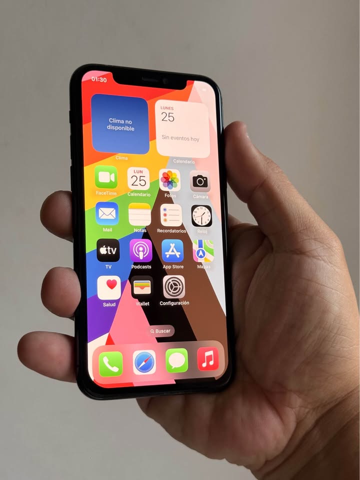 Vendo IPhone 11 PRO LIBRE 64gb 🔋100 IMPECABLE, NO PERMUTO