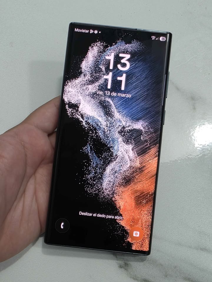 Samsung S22 Ultra Libre De Fábrica Para Cualquier Compañía 256gb De Almacenamiento 12gb De Ram