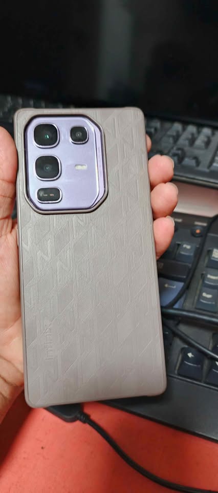 Infinix Note 50 pro 24 de Ram liberado