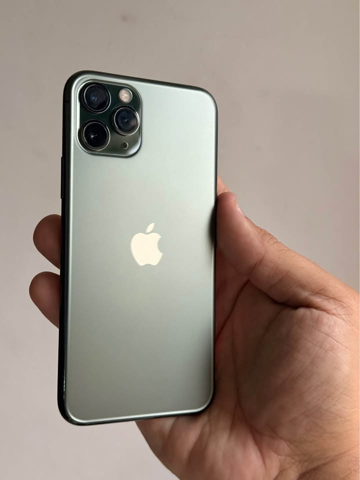 Vendo IPhone 11 PRO LIBRE 64gb 🔋100 IMPECABLE, NO PERMUTO