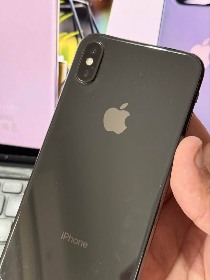 Vendo IPhone X libre 64gb 🔋79 , IMPECABLE, NO PERMUTO