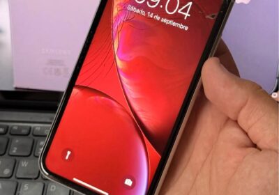 Vendo IPhone XR libre 64gb 🔋87 , detalle vidrio , NO PERMUTO