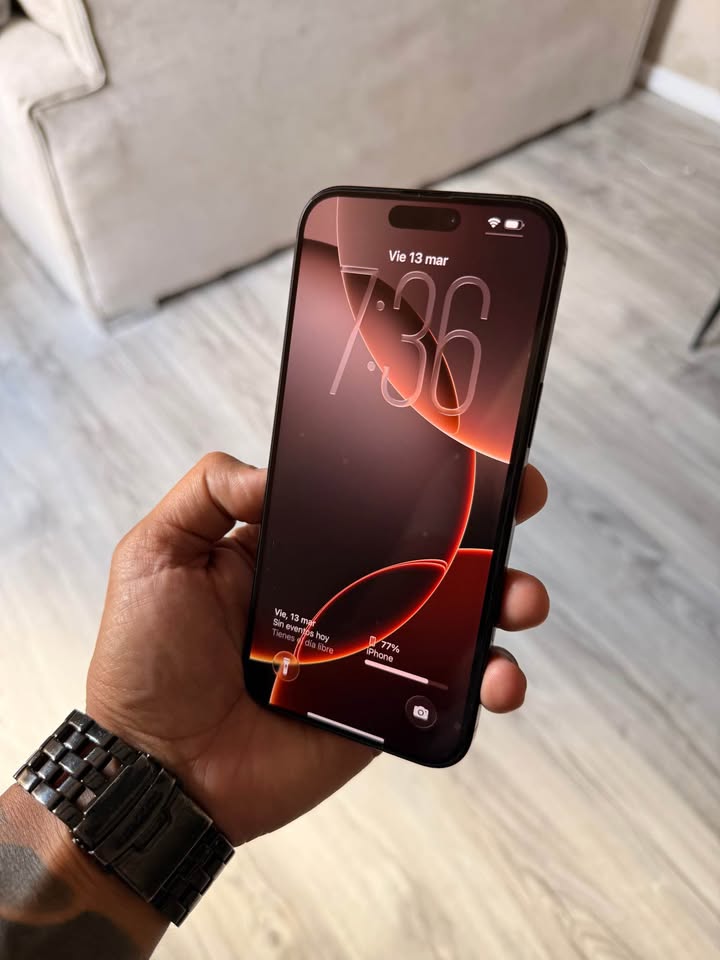 iPhone 16 pro Max libre