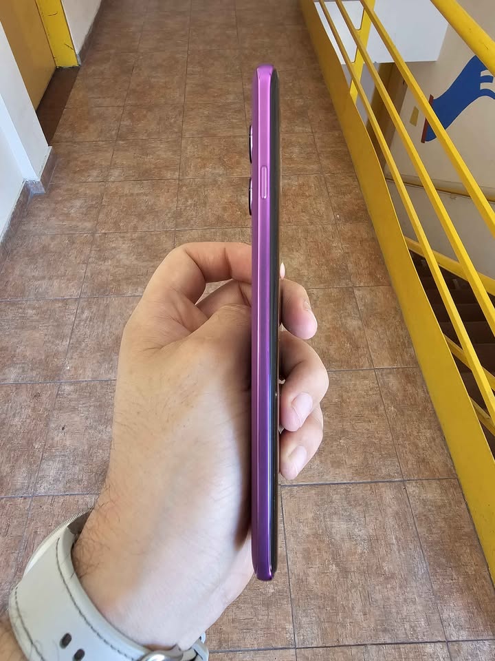 Motorola Edge 60 Pro a Esim 512Gb/12 De Ram,Sin detalles Impecable Como Nuevo !!