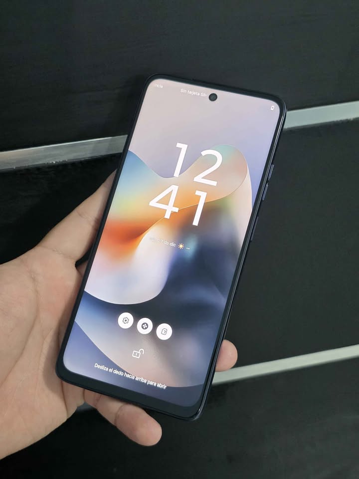 Motorola G56 5g Libre Esim Para Cualquier Empresa 256gb De Almacenamiento 8gb De Ram