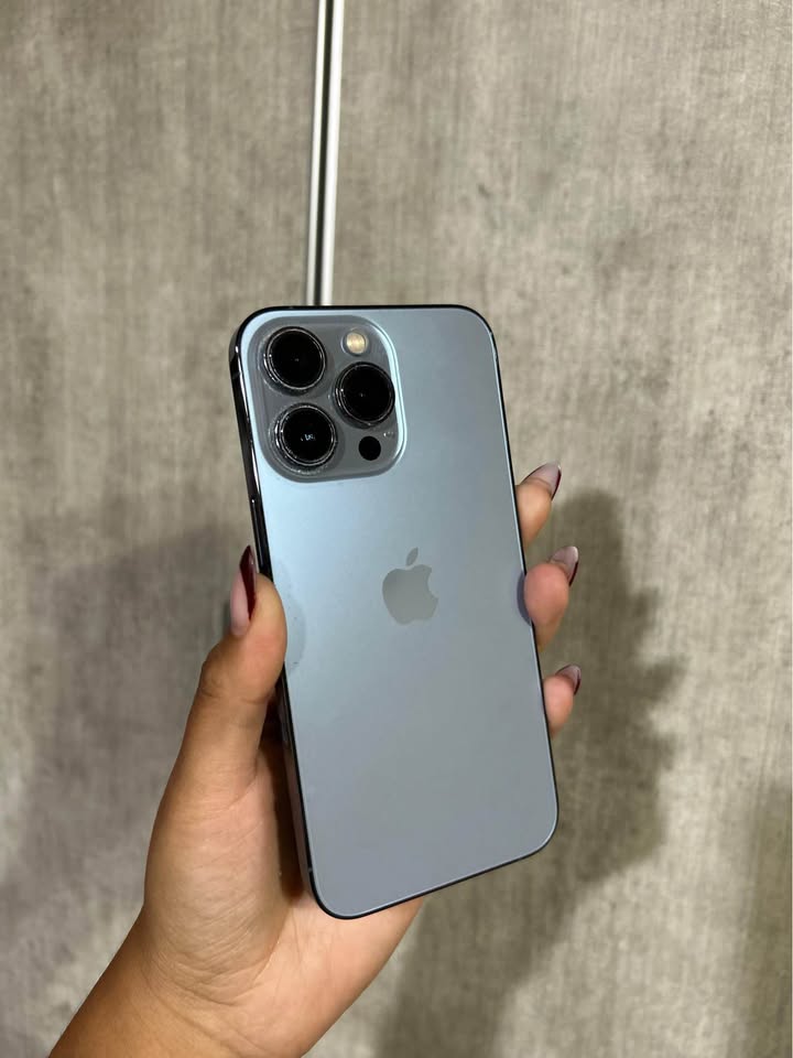 VENDO! IPhone 13 PRO 128GB 100%🔋 IMPECABLE! Sin detalles LIBRE DE TODO!! $710mil