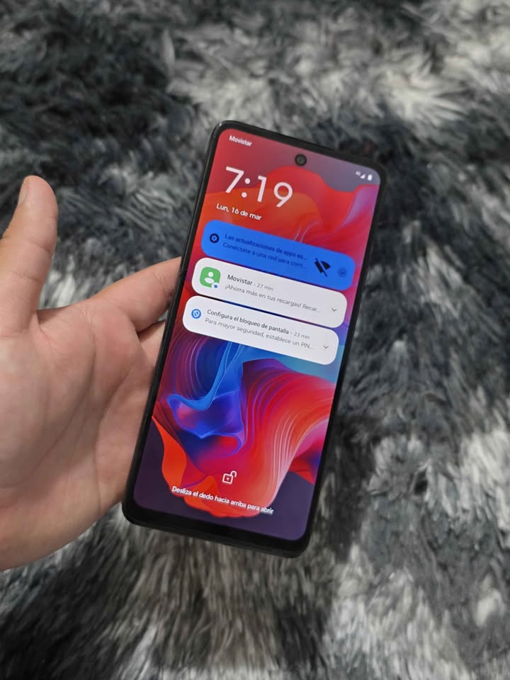 Samsung A32 Libre para cualquier empresa 128gb de almacenamiento 4gb de ram