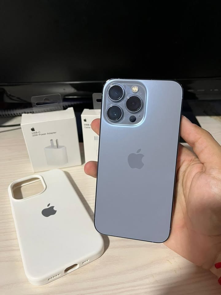 LÍQUIDO iphone 13 pro Azul Sierra 128GB 84% impecable como nuevo