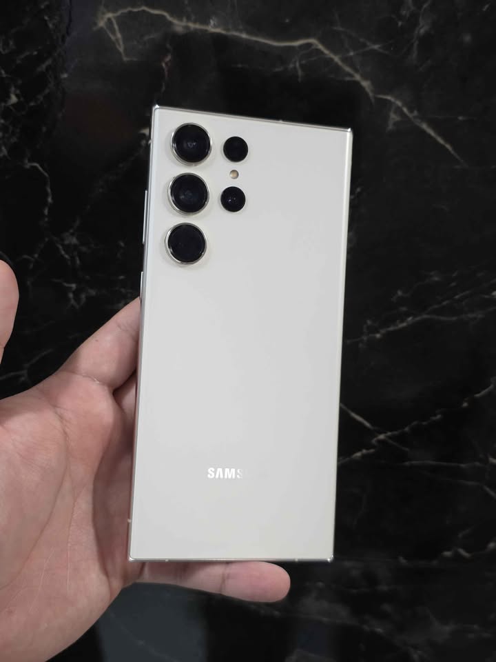 Samsung S23 Ultra Libre Solo Esim Para Cualquier Empresa 256gb De Almacenamiento 12gb De Ram