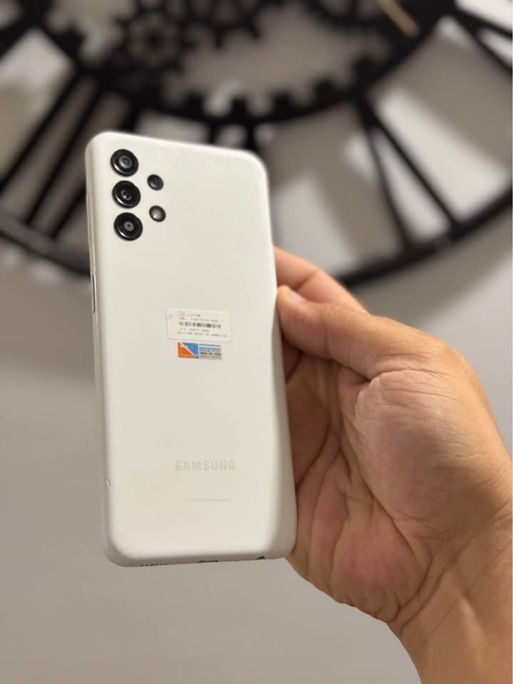 Vendo Samsung A13 libre 64gb 4ram huella , IMPECABLE, NO PERMUTO