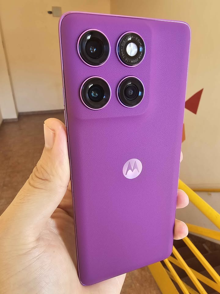 Motorola Edge 60 Pro a Esim 512Gb/12 De Ram,Sin detalles Impecable Como Nuevo !!